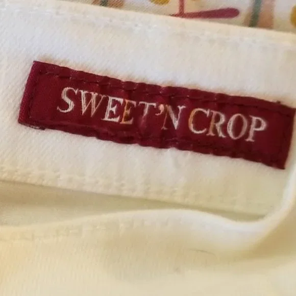 White Sweet'n Crop Cropped Jean Pants 4 | 27 - Picture 5 of 9